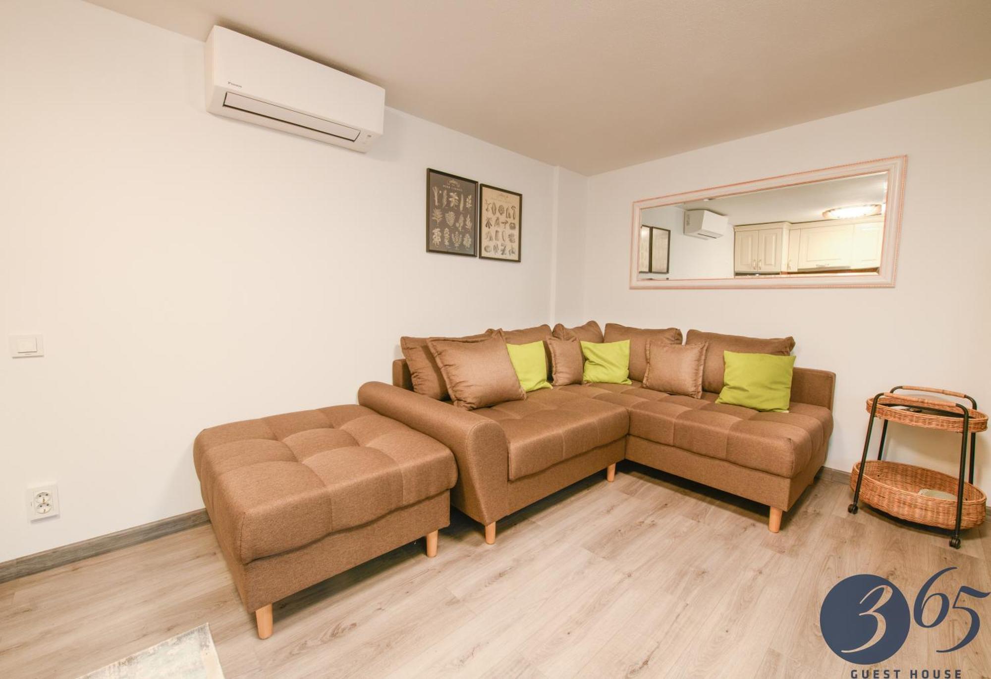 365 Guest House Hunedoara Exterior foto